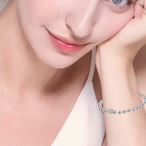 Women's 925 Sterling Silver & Pavé Bracelet CZ Stone ~Size 7.09” - NWT - Picture 2 of 3